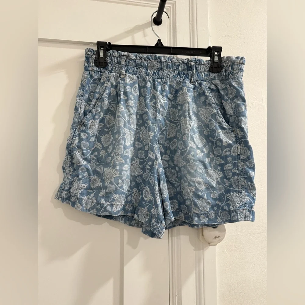 Knox Rose blue high waisted comfy shorts w/ filigree pattern